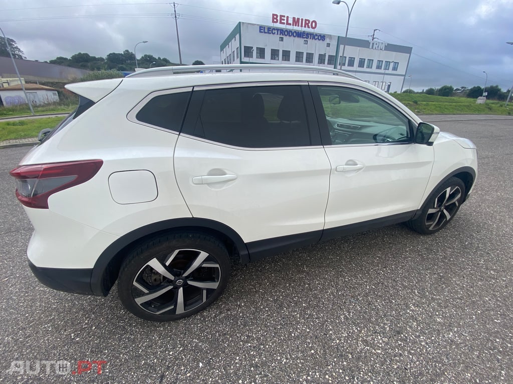 Nissan Qashqai TEKNA +