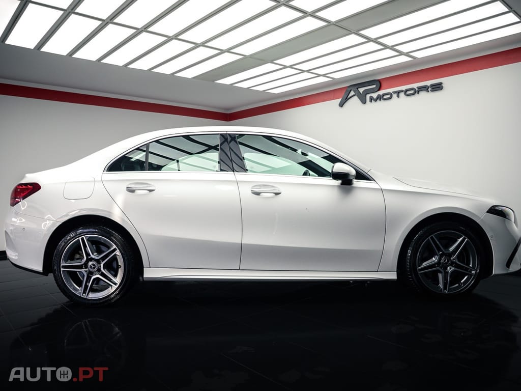 Mercedes-Benz A 250 e AMG Line