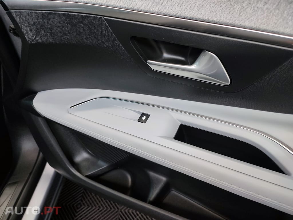 Peugeot 3008 HDI PREMIUM
