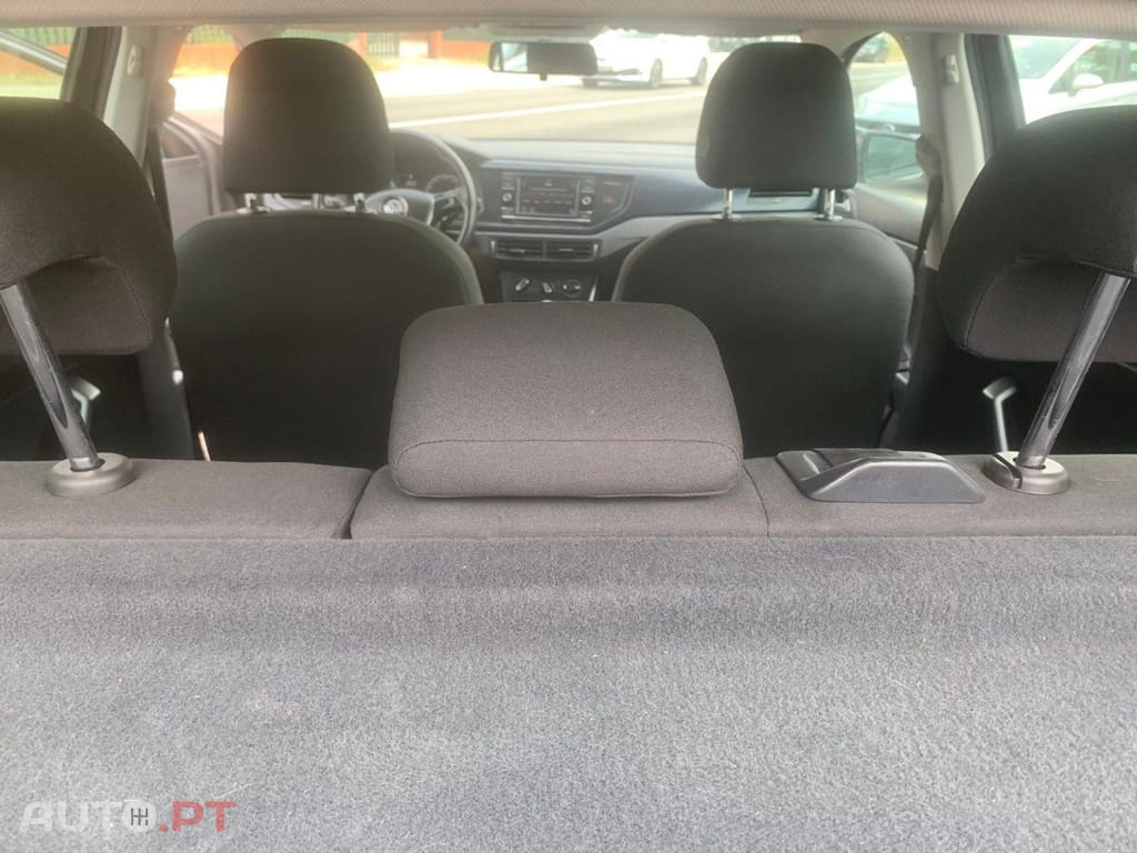 Volkswagen Polo 1.0 Confortline