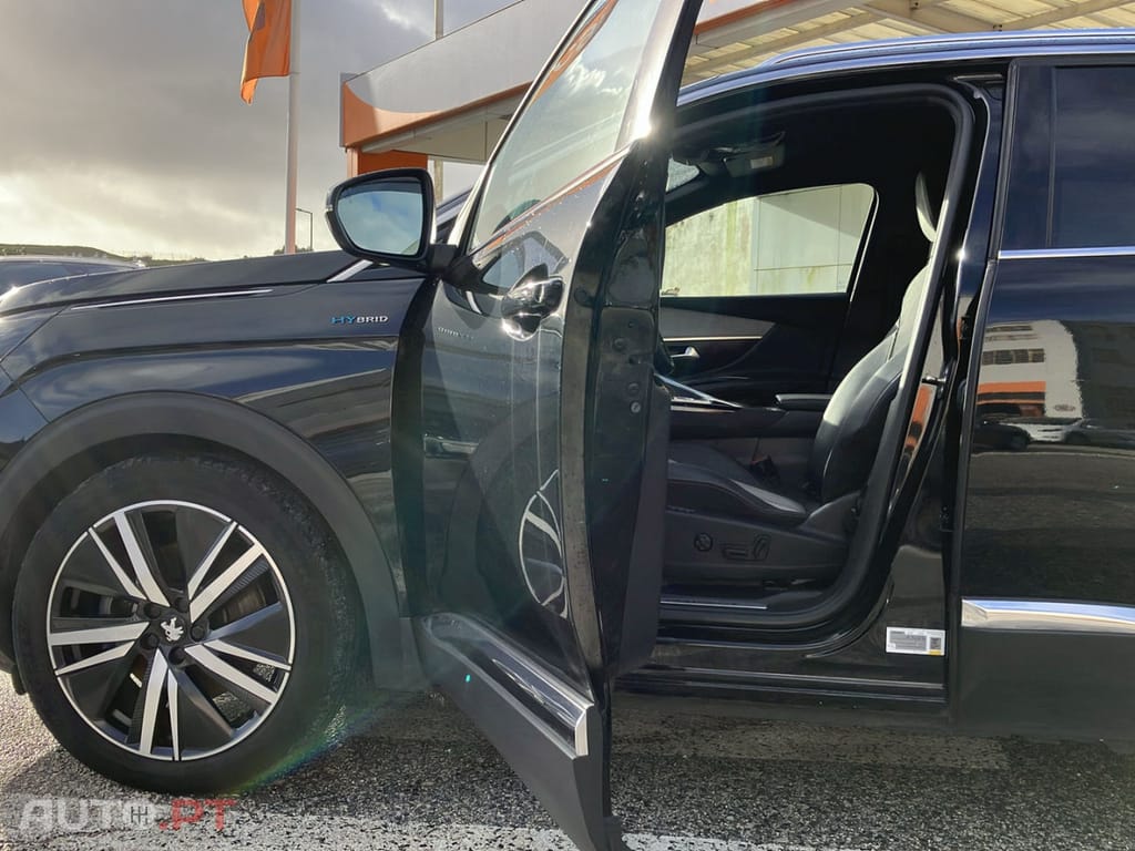 Peugeot 3008 1.6 Hybrid GT e-EAT8