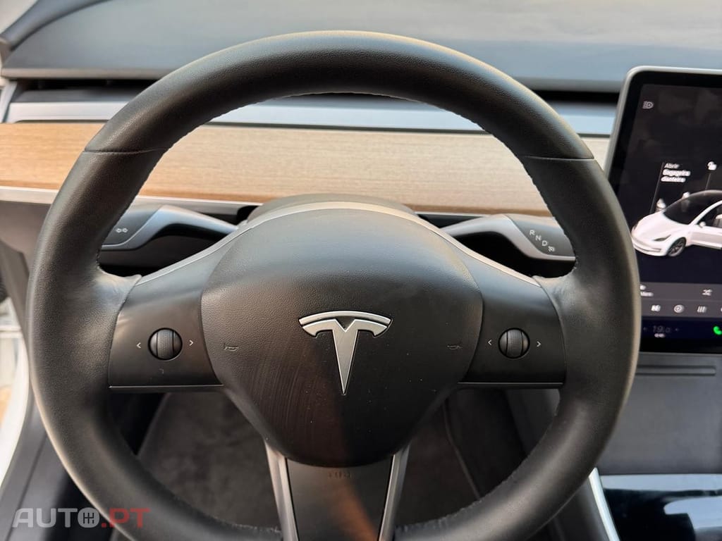 Tesla Model 3 Standard RWD Plus