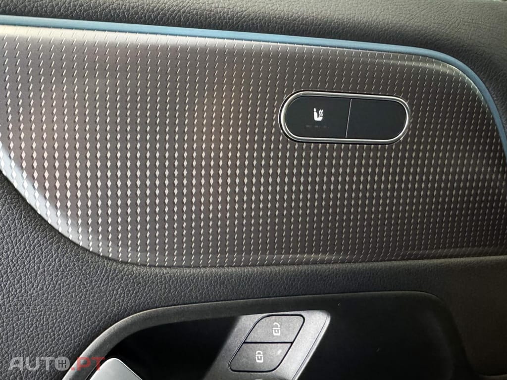 Mercedes-Benz GLA 250 e Progressive