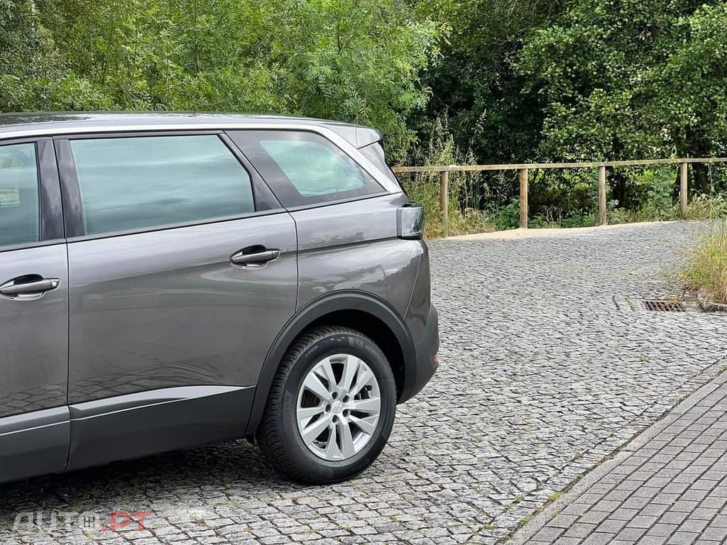 Peugeot 5008 1.2 PureTech Active Pack