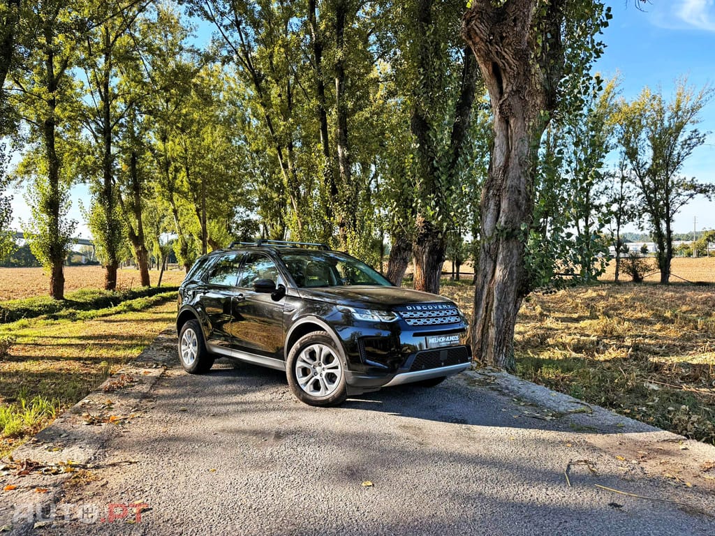 Land Rover Discovery Sport P300e