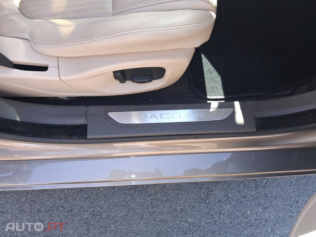 Jaguar XF 2.0 Prestige