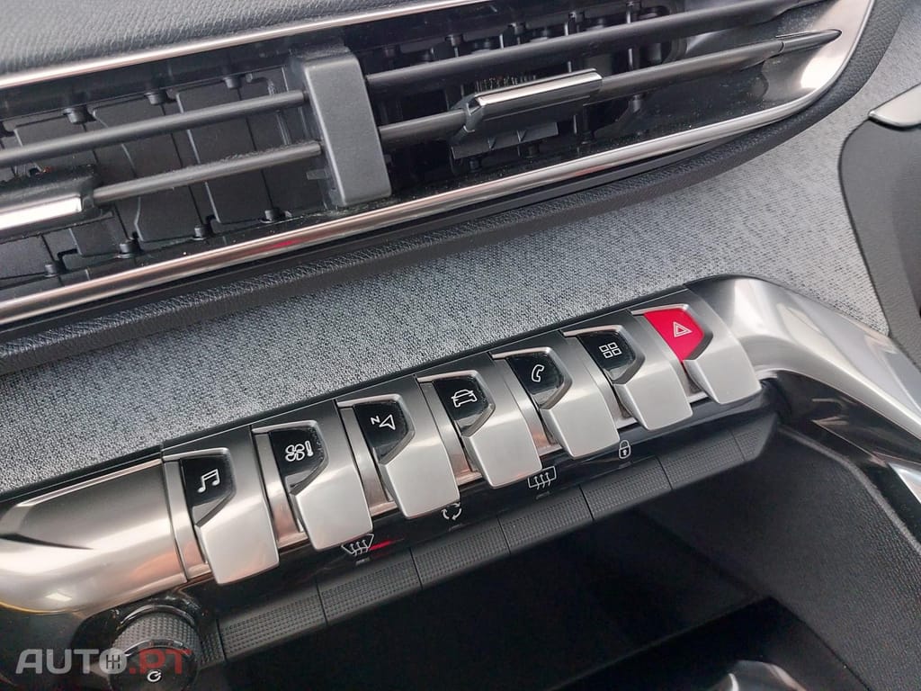 Peugeot 3008 1.5 BlueHDi Allure