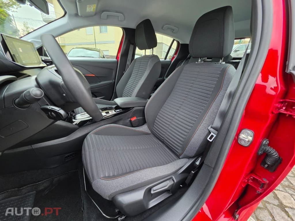Peugeot E-208 50 kWh Active Pack