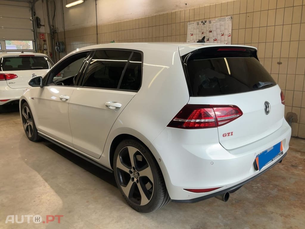 Volkswagen Golf 2.0 TSi GTi DSG Performance