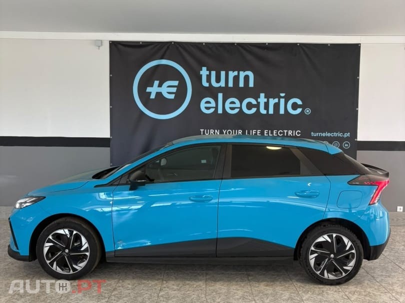 MG MG4 64 kWh Comfort