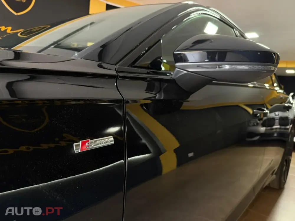 Audi A6 Avant Sport 40 TDI quattro S line HUD Matrix Black Edition — fotografia 10