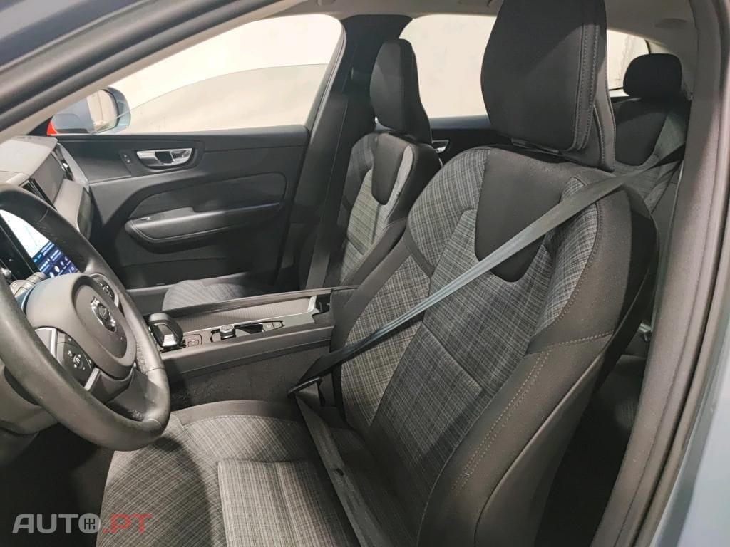 Volvo XC60 2.0 B4 Core