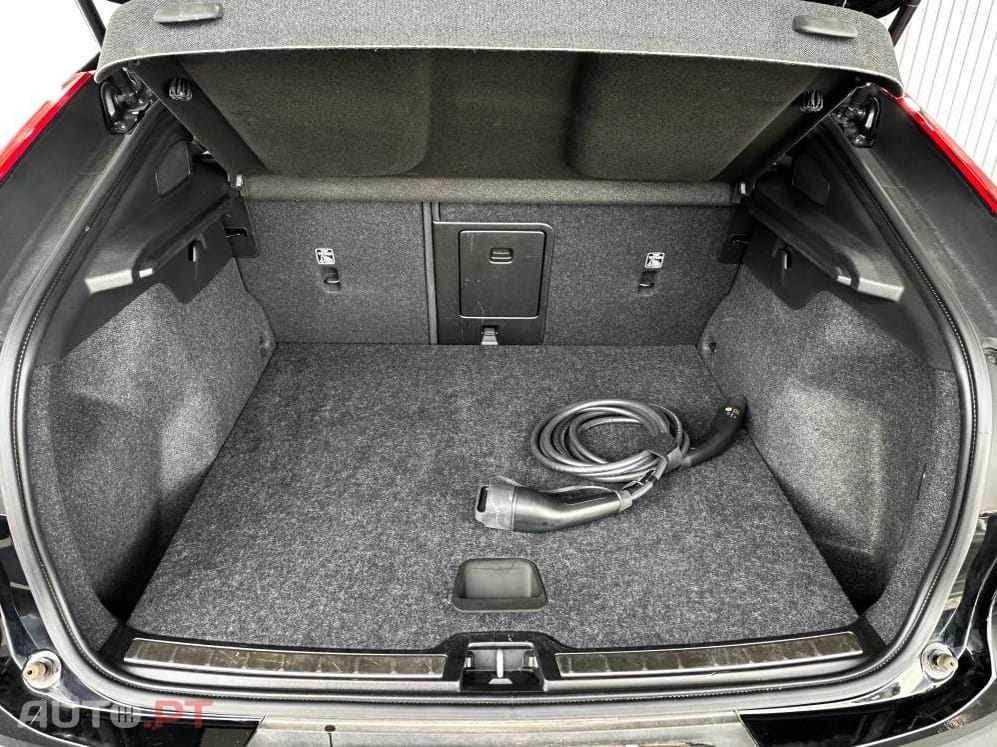 Volvo C40 Recharge 82 kWh Twin Motor Plus