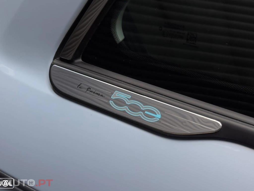 Fiat 500e La Prima