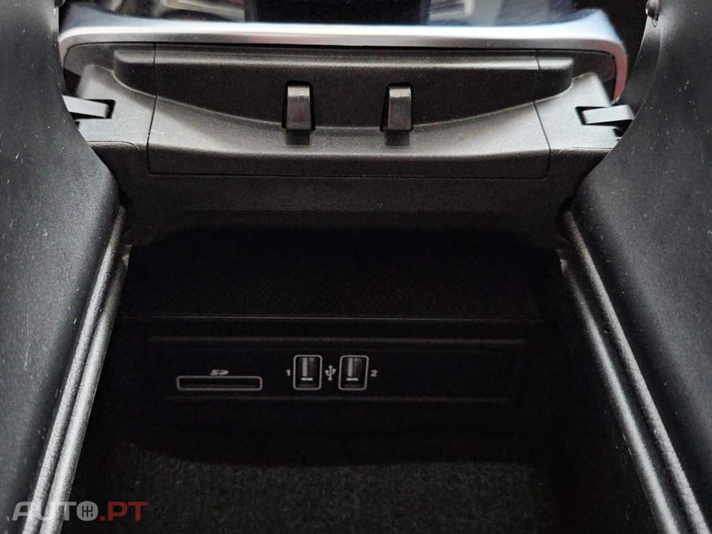 Mercedes-Benz C 350 e 7G-TRONIC AMG Line
