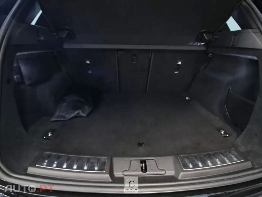 Land Rover Evoque 1.5 P300e AWD Dynamic SE