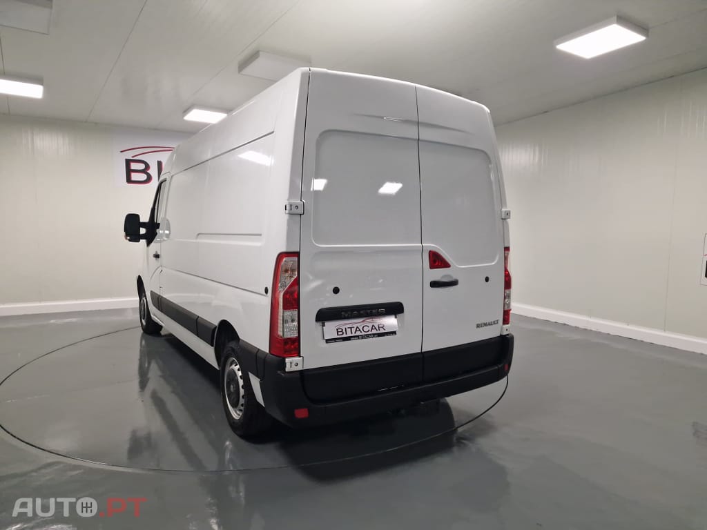 Renault Master 2.3 dCi L2H2 3.3T 130CV IVA DEDUTIVEL