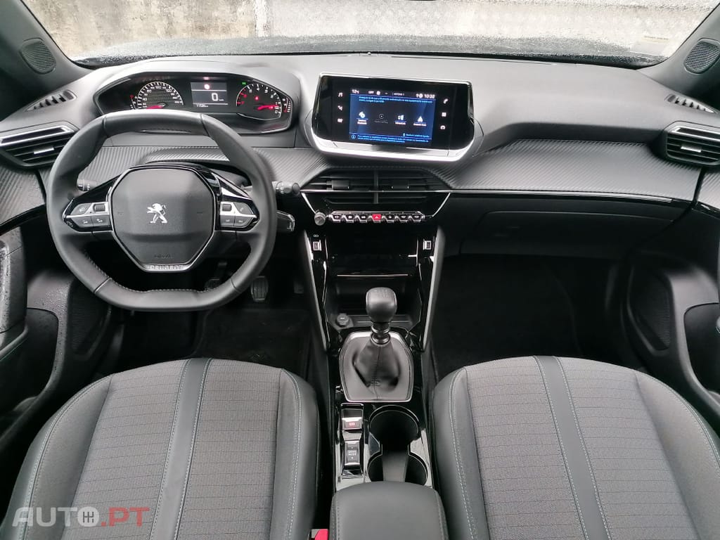 Peugeot 2008 1.2 PureTech Allure Pack