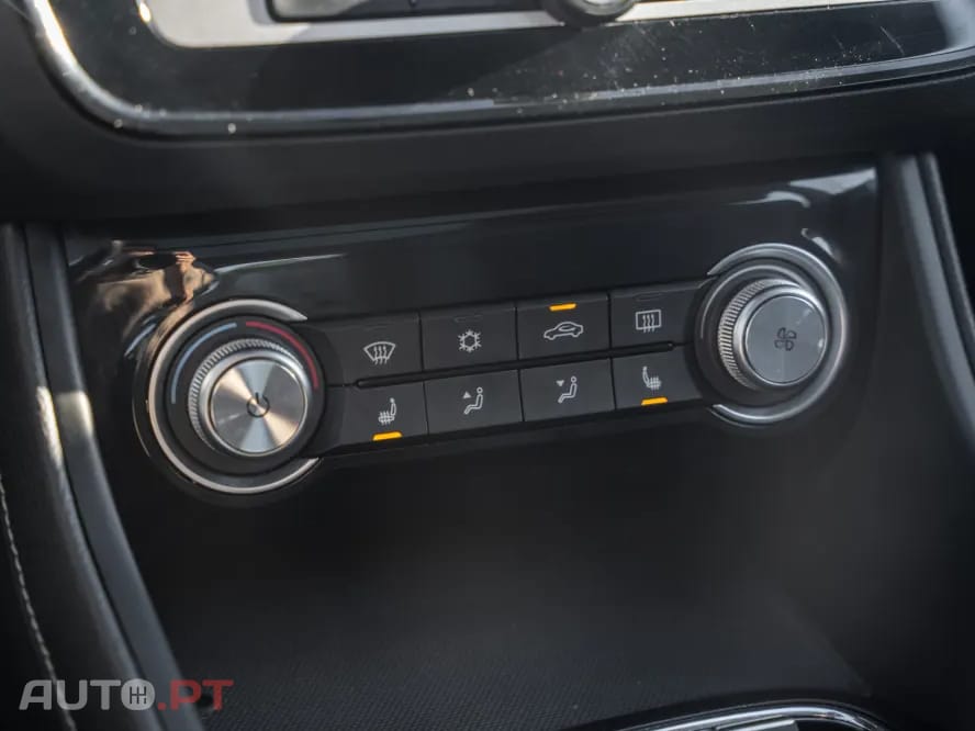 MG ZS EV 44.5 kWh Luxury