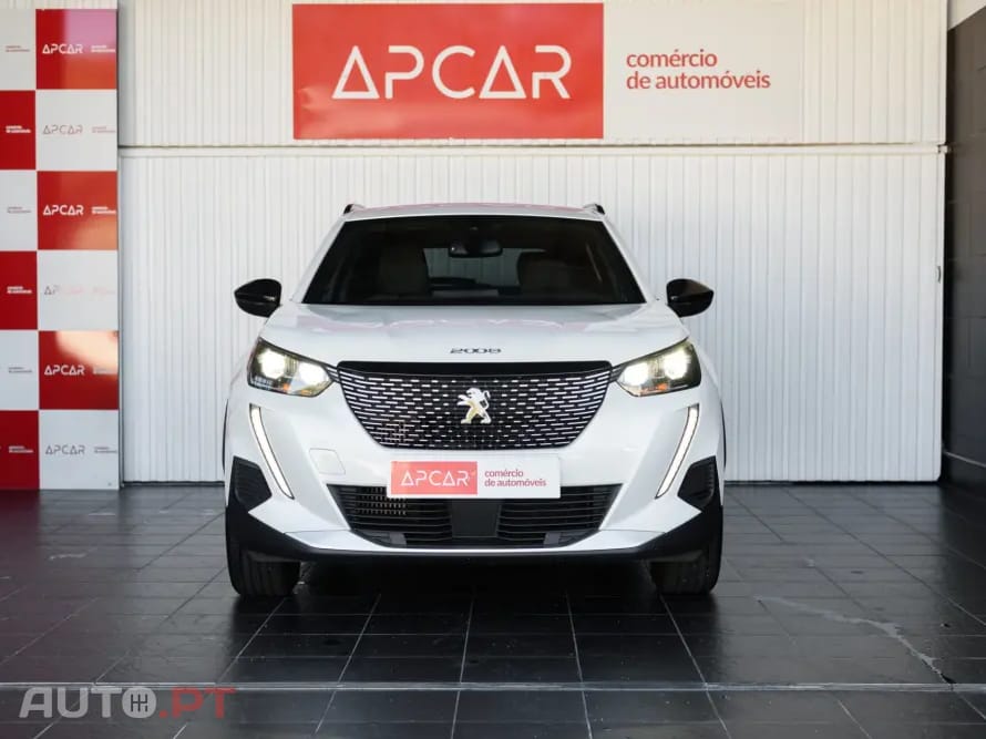 Peugeot 2008 1.2 PureTech Allure EAT8