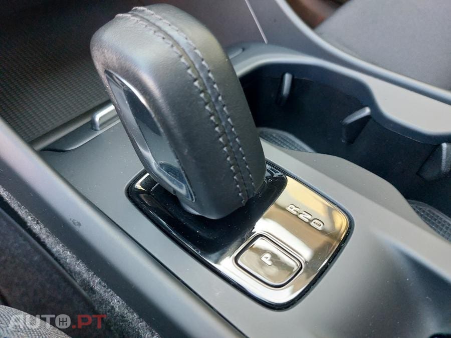 Volvo XC40 1.5 T5 PHEV R-Design Expression