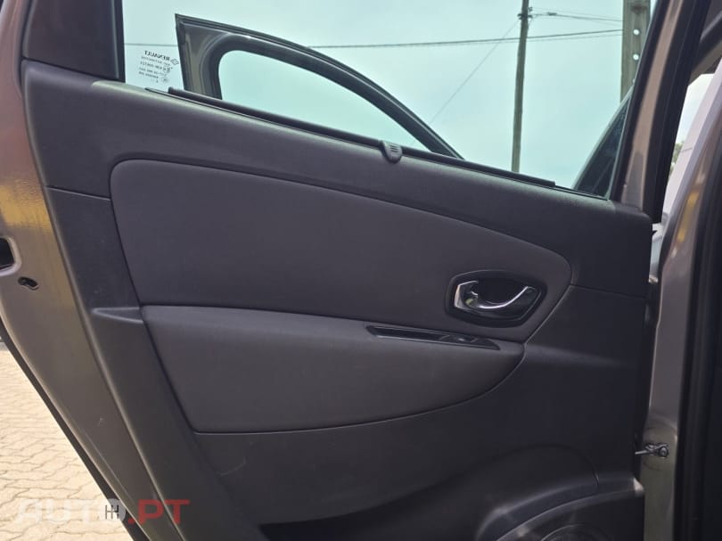 Renault Grand Scénic ENERGY TCe 115 S&S LIMITED
