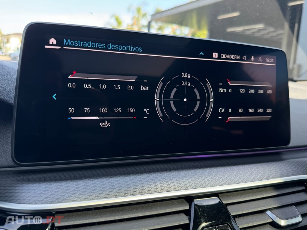 BMW 530 e Pack Desportivo M