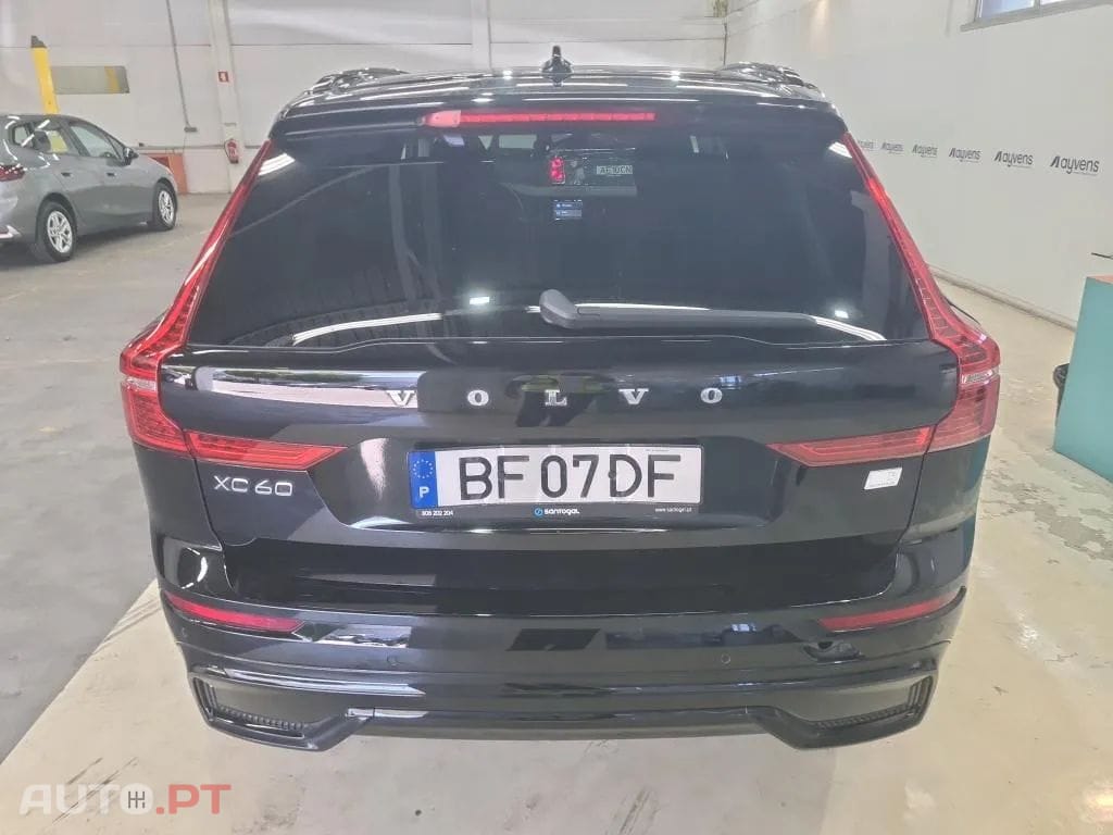 Volvo XC60 2.0 T6 PHEV Plus Dark AWD