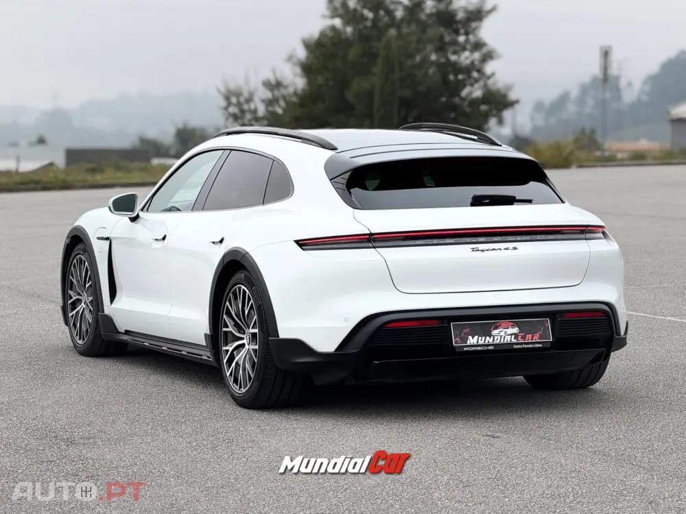 Porsche Taycan 4S