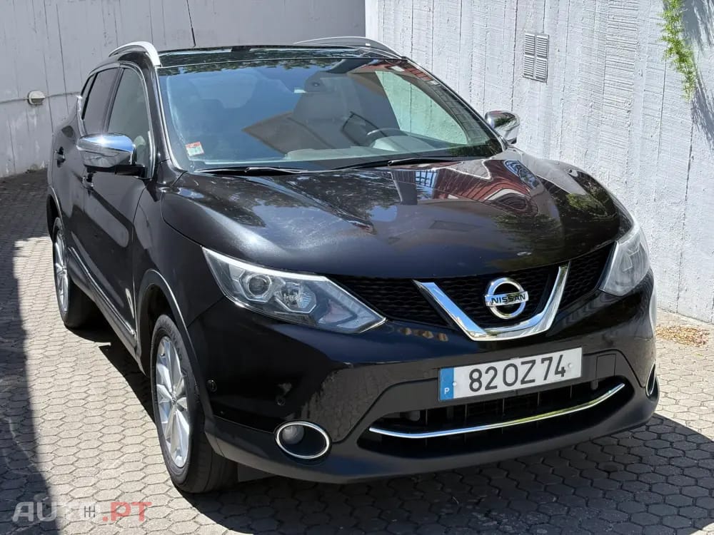 Nissan Qashqai 1.5 dCi Tekna Premium 17 Alcantara