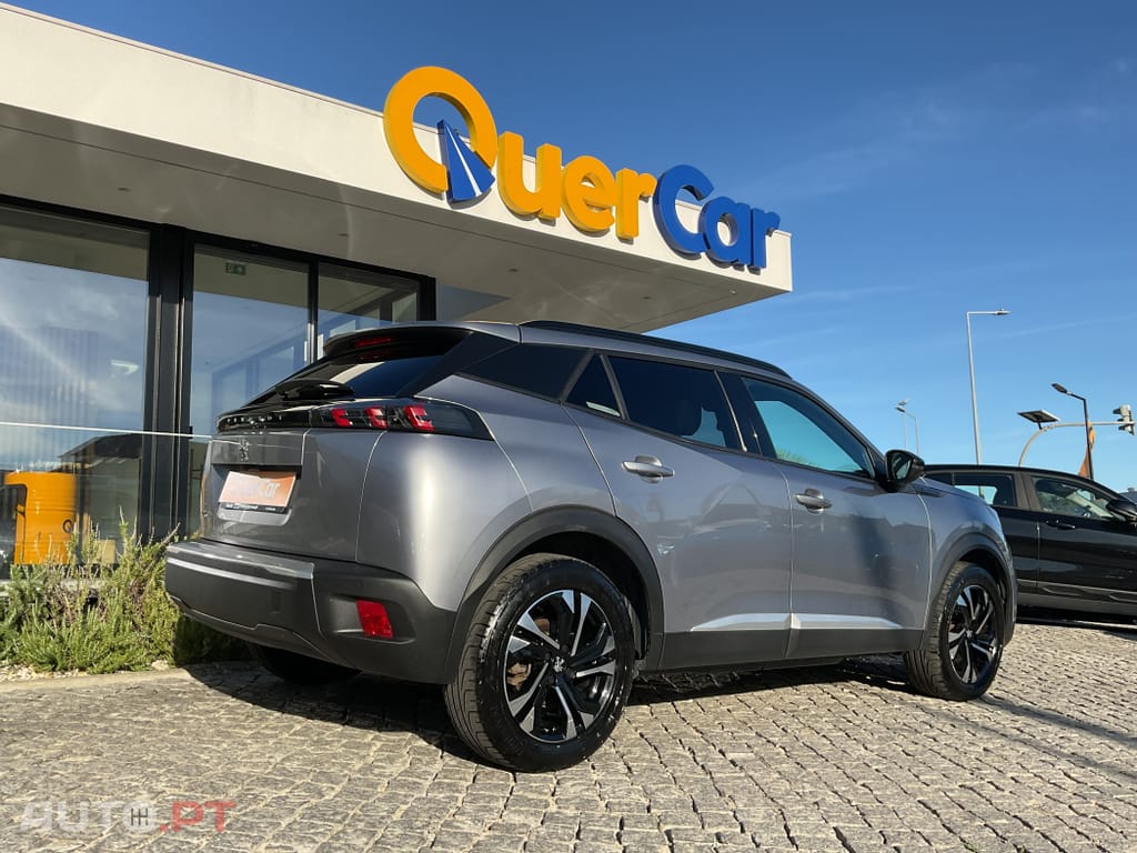 Peugeot E-2008 50 kWh Allure Pack
