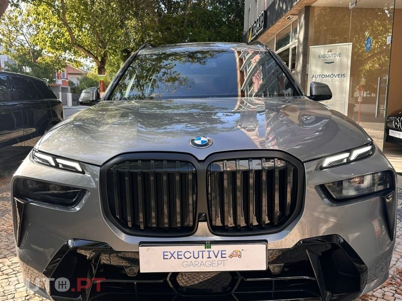 BMW X7 40 d xDrive Pack M Desportivo Pro