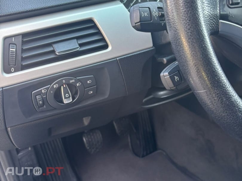 BMW 320 d Touring Navigation