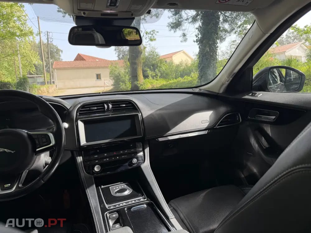 Jaguar F-Pace 20d Aut. R-Sport