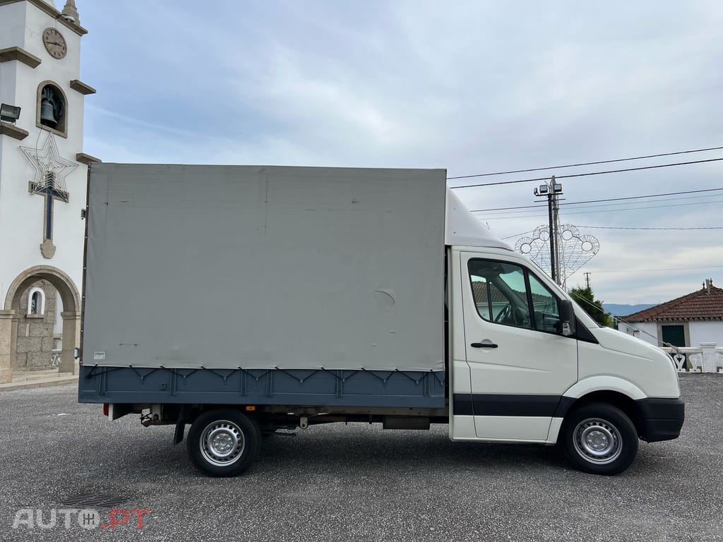 Volkswagen Crafter 35 2.5 TDi 164 Média