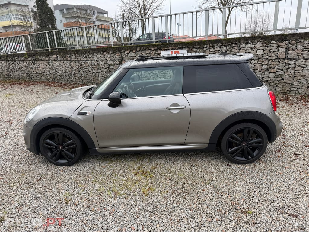 MINI Cooper Cooper D