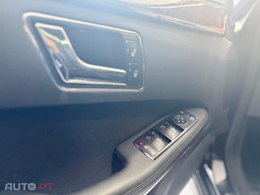 Mercedes-Benz E 250 CDi Executive BlueEfficiency