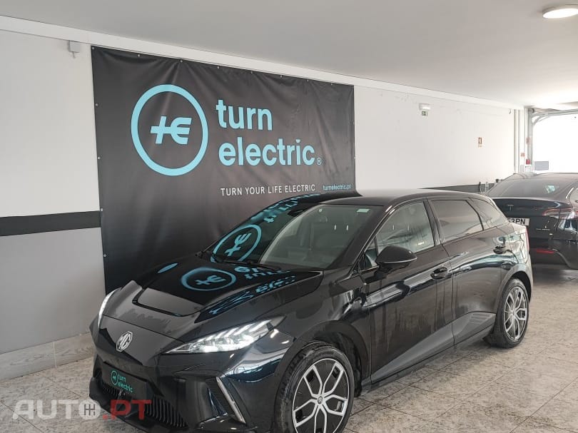 MG MG4 4 EV 77kWh Premium