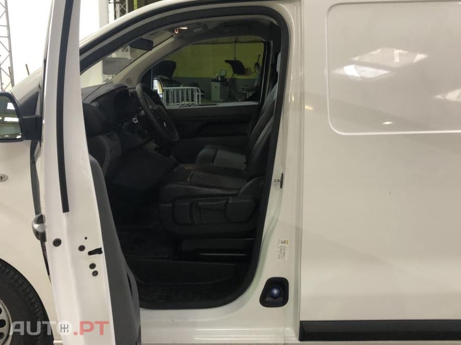 Peugeot Expert 2.0 BlueHDi Long Asphalt