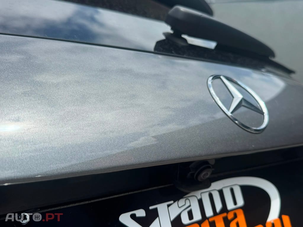 Mercedes-Benz A 180 AMG LINE ECRA FULL LED