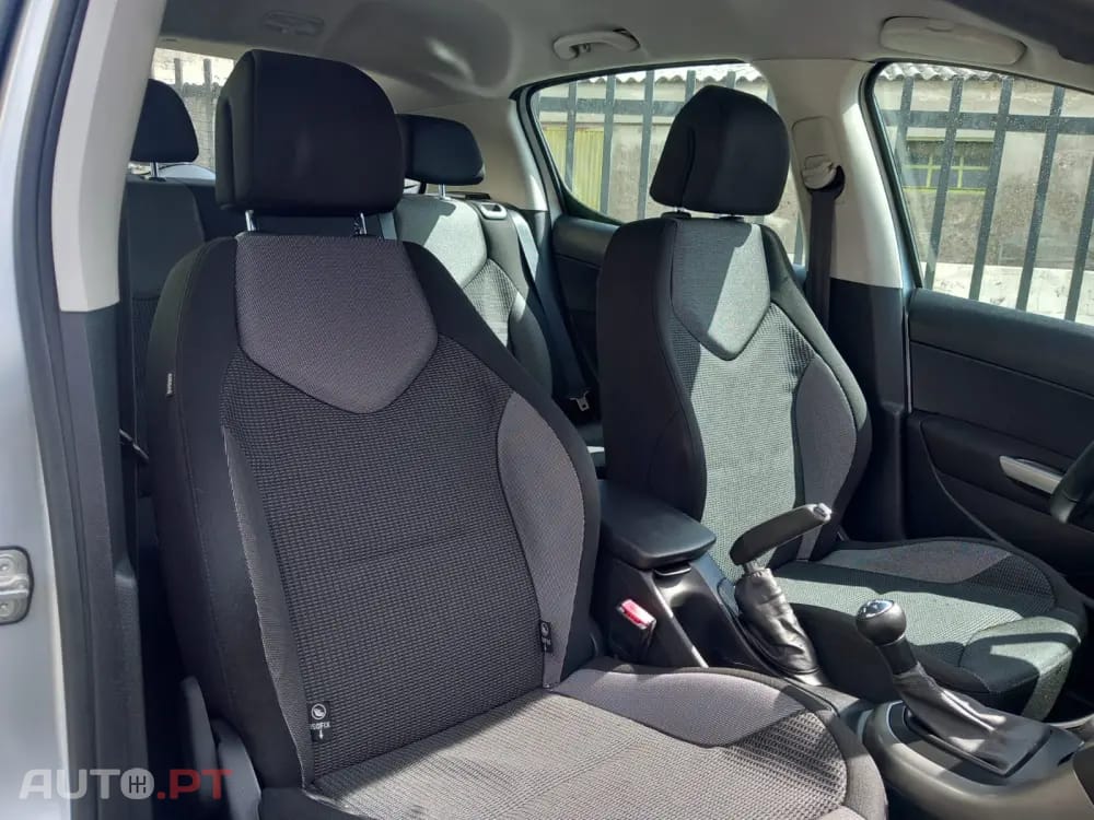 Peugeot 308 1.6 HDi Executive