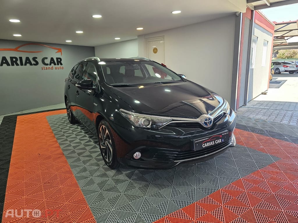 Toyota Auris Hybrid 1.8 HSD Exclusive