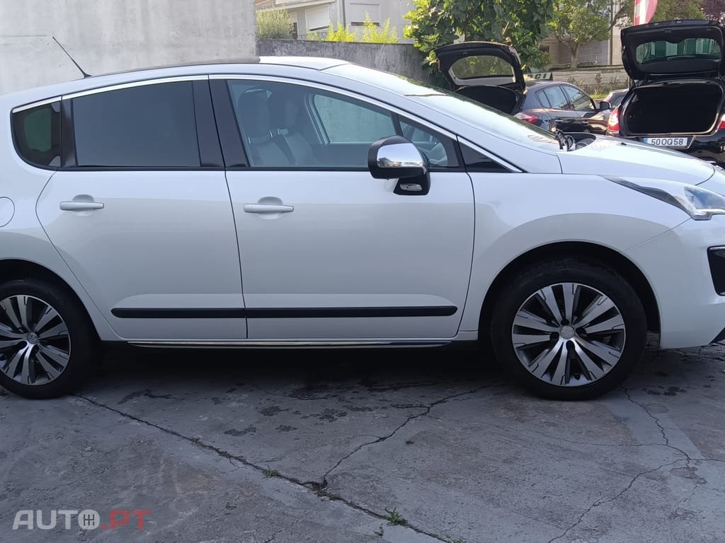 Peugeot 3008 1.6 HDi Allure