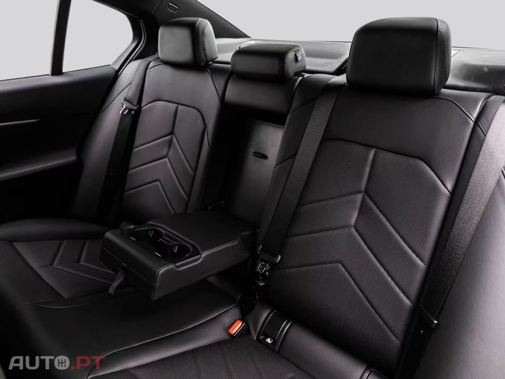 BMW 530 LIMOUSINE M SPORT I.V.A DEDUTIVEL