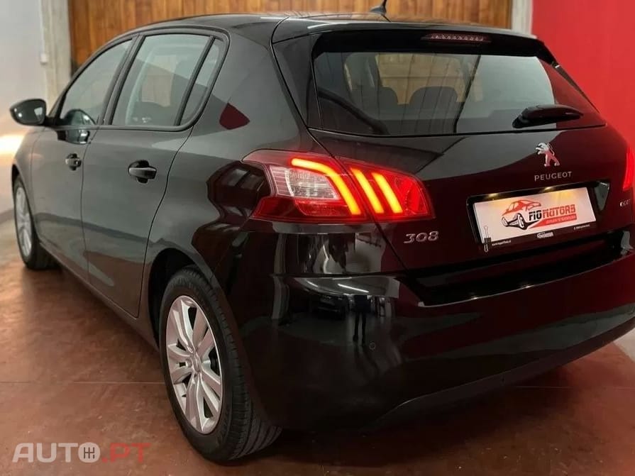 Peugeot 308 1.2 PureTech Allure