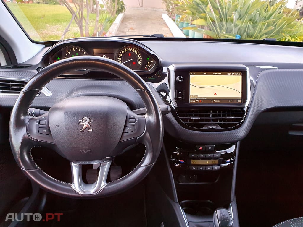 Peugeot 208 1.2 PureTech Allure