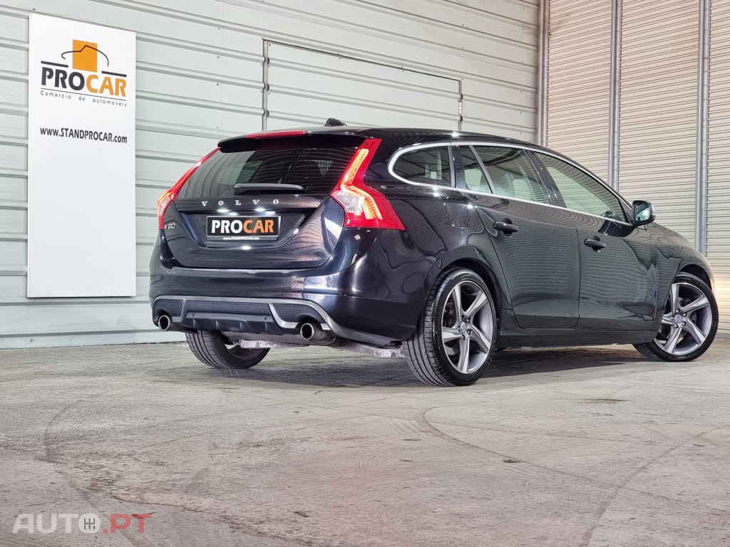 Volvo V60 1.6 D2 R-Design