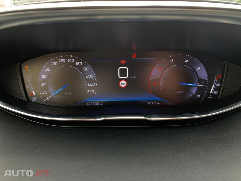 Peugeot 3008 1.5 BlueHDi Active