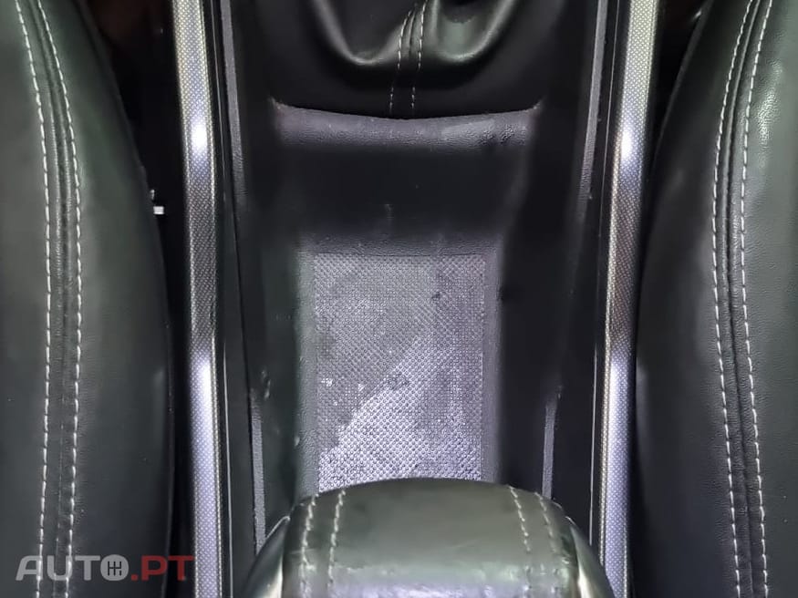 Peugeot 2008 1.6 e-HDi Allure