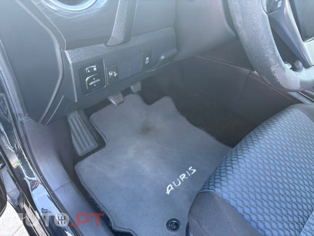 Toyota Auris Touring Sports 1.4 D-4D Active+AC
